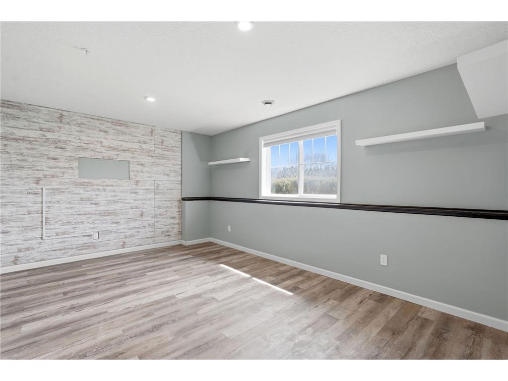 5010 93rd Avenue N Brooklyn Park MN 55443 7035348 image27