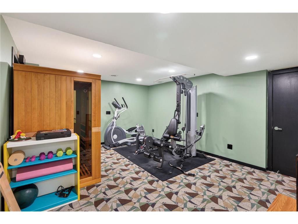 5010 Nob Hill Drive Edina MN 55439 7048308 image100