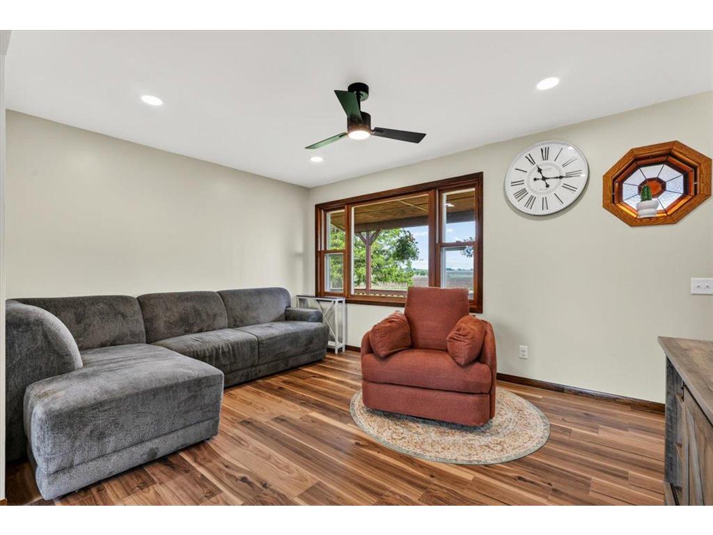 50105 75th Avenue Kenyon MN 55946 7080897 image14
