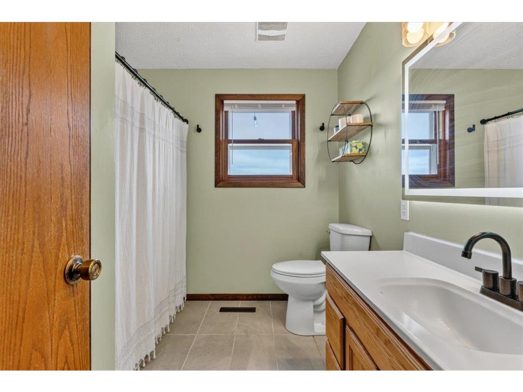50105 75th Avenue Kenyon MN 55946 7080897 image28