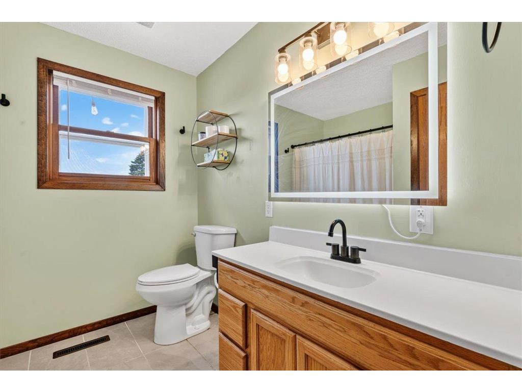 50105 75th Avenue Kenyon MN 55946 7080897 image29