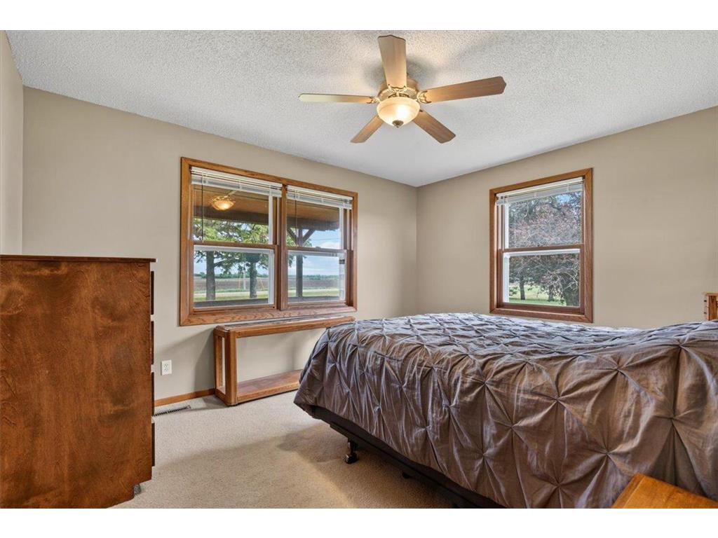 50105 75th Avenue Kenyon MN 55946 7080897 image30