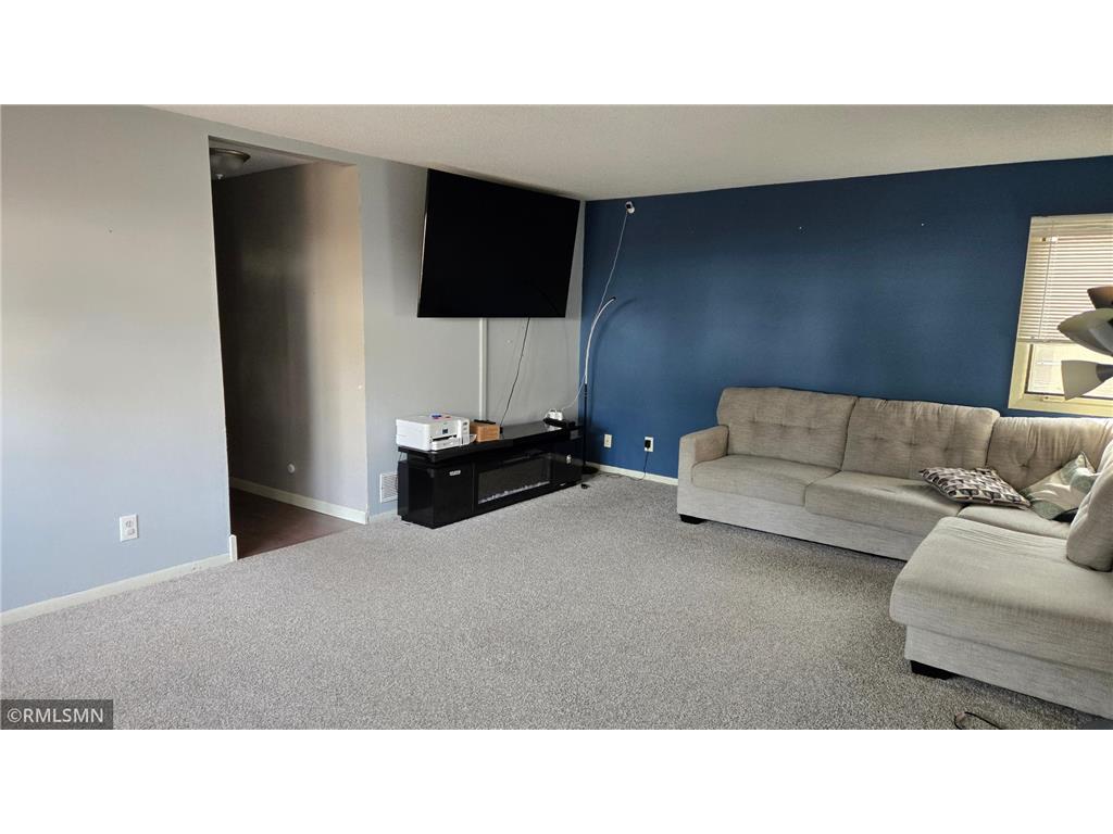 5011 Vera Cruz Avenue N Crystal MN 55429 7040460 image9
