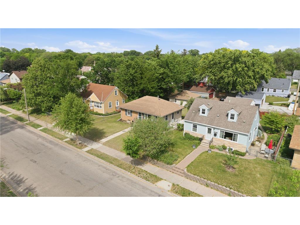 5012 Russell Avenue N Minneapolis MN 55430 7085979 image27