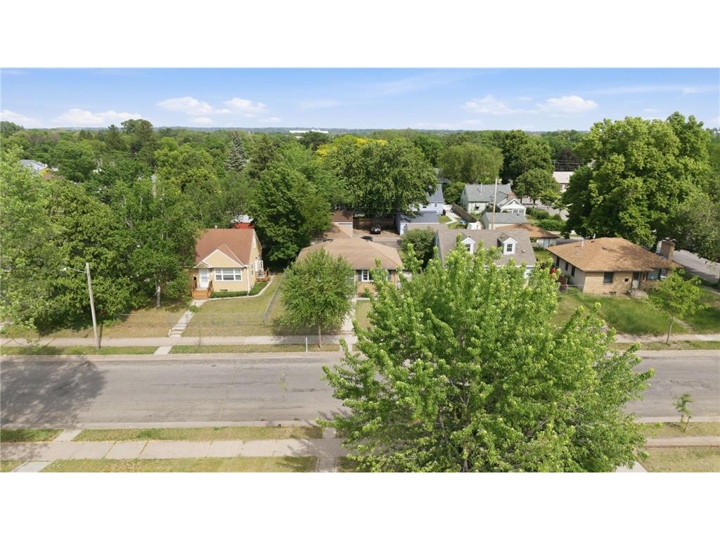5012 Russell Avenue N Minneapolis MN 55430 7085979 image28