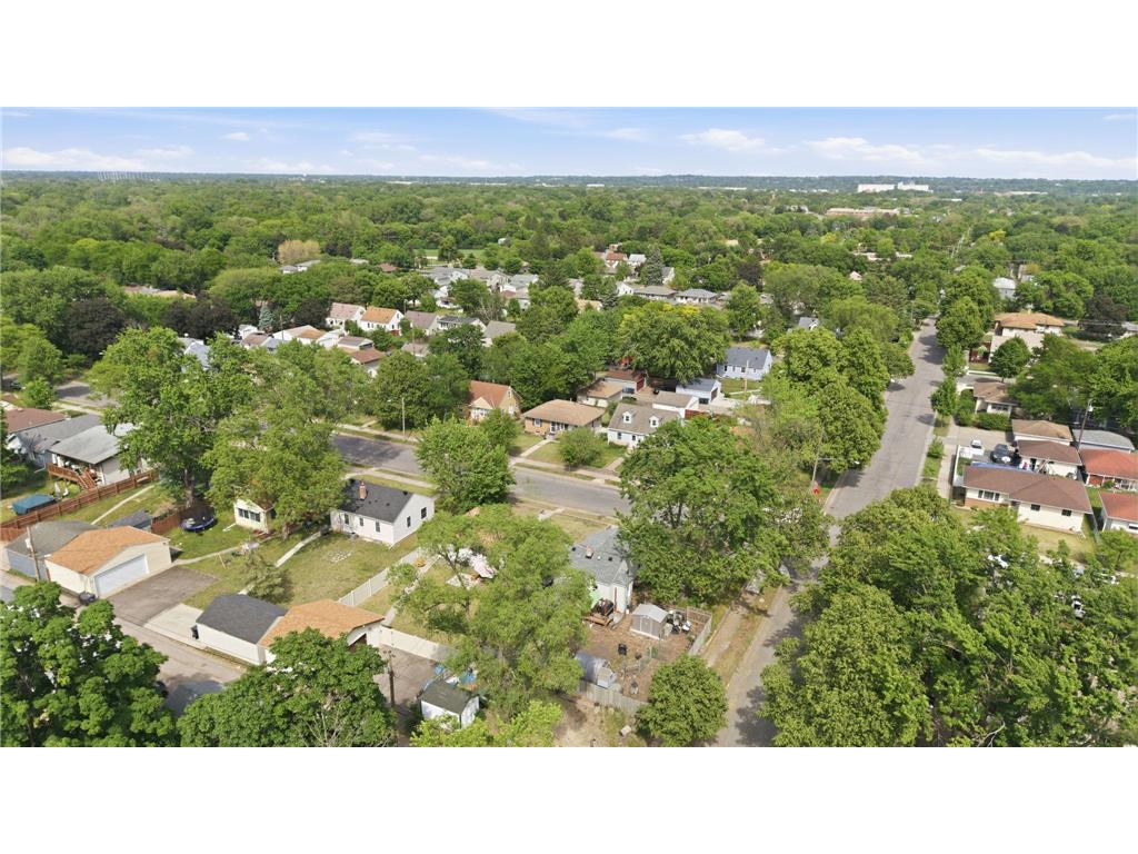 5012 Russell Avenue N Minneapolis MN 55430 7085979 image33