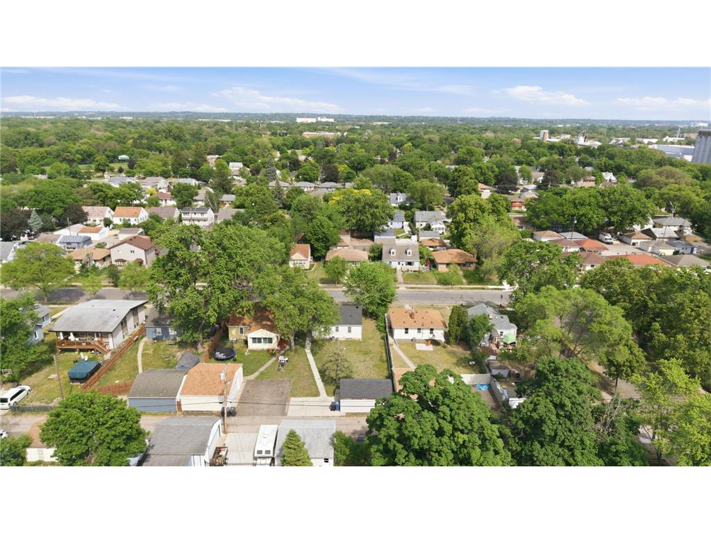 5012 Russell Avenue N Minneapolis MN 55430 7085979 image34