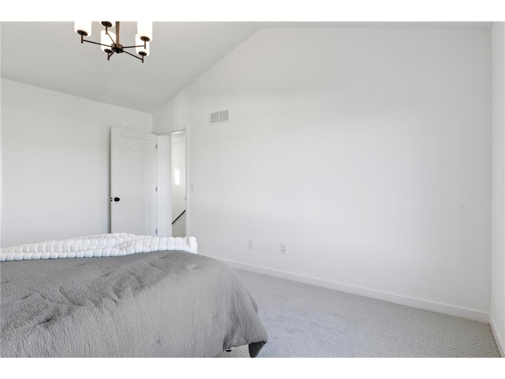 5014 Airlake Draw Woodbury MN 55129 6818106 image21