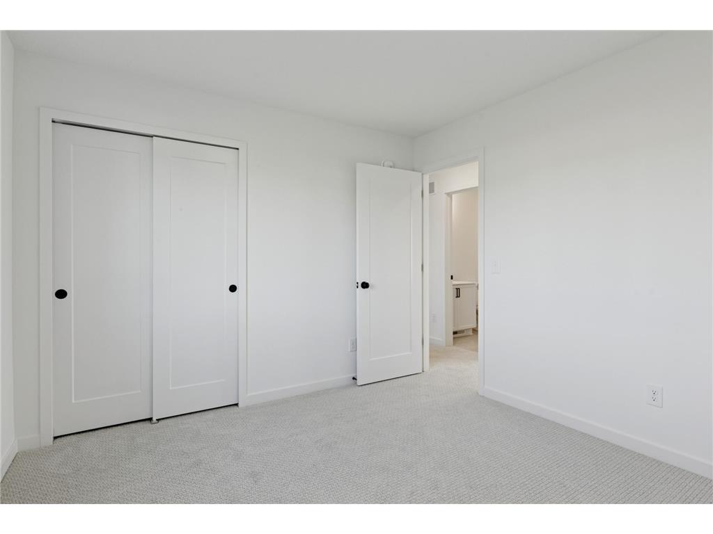 5014 Airlake Draw Woodbury MN 55129 6818106 image27