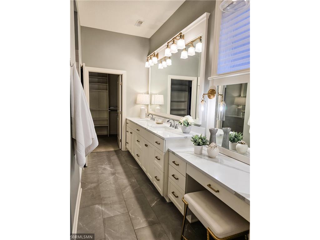 5014 Dale Ridge Road Woodbury MN 55129 6814319 image15