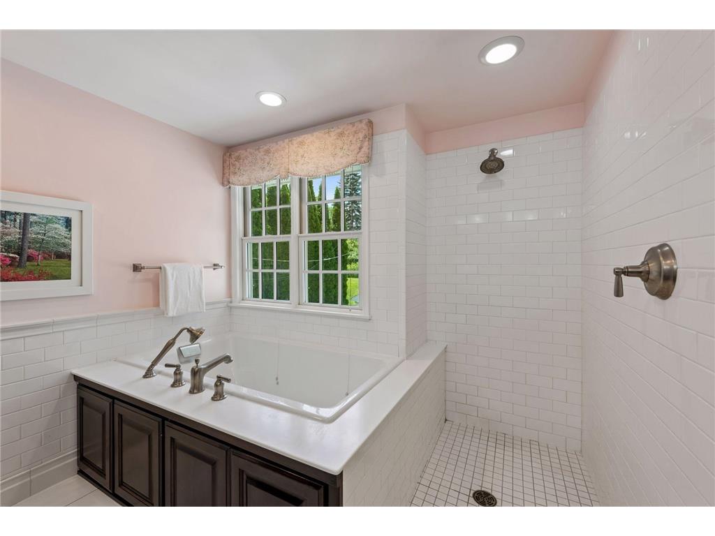 5016 Oxford Avenue Edina MN 55436 7097608 image26