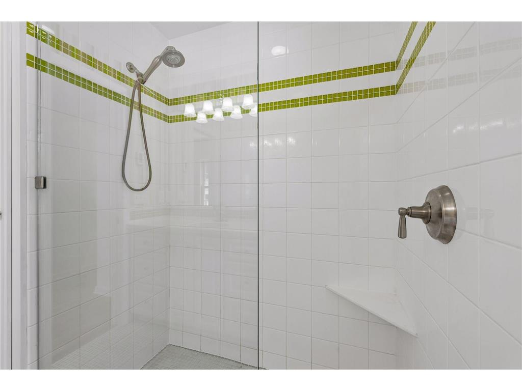 5016 Oxford Avenue Edina MN 55436 7097608 image34