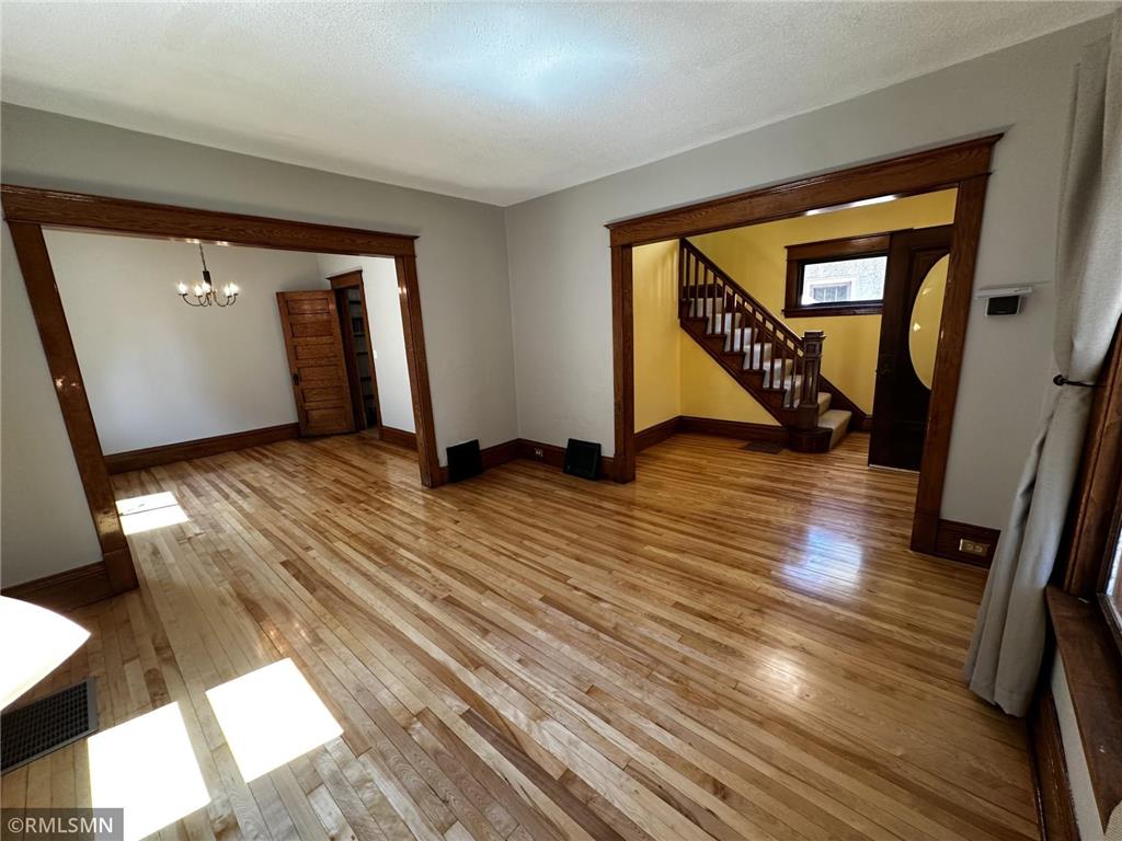 5016 Vincent Avenue S Minneapolis MN 55410 6515125 image1