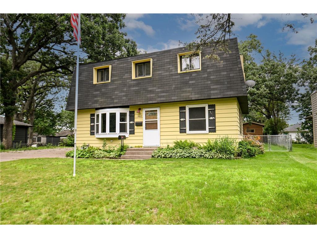 5017 Bernard Avenue N Crystal MN 55429 6573327 image1