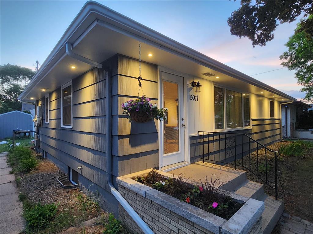 5017 Penn Avenue N Minneapolis MN 55430 6378964 image1