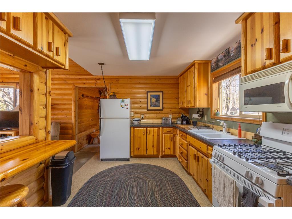 50185 219th Avenue Bemidji MN 56601 - Plantagenet 7041061 image17