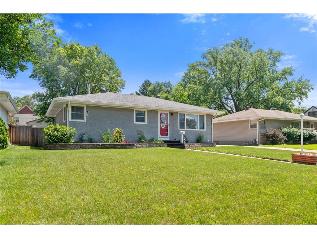 5019 Washington Street NE Columbia Heights MN 55421 6730121 image1