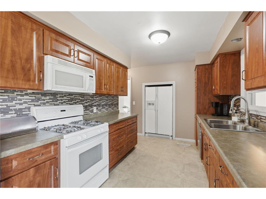 502 15th Street W Hastings MN 55033 7094140 image4