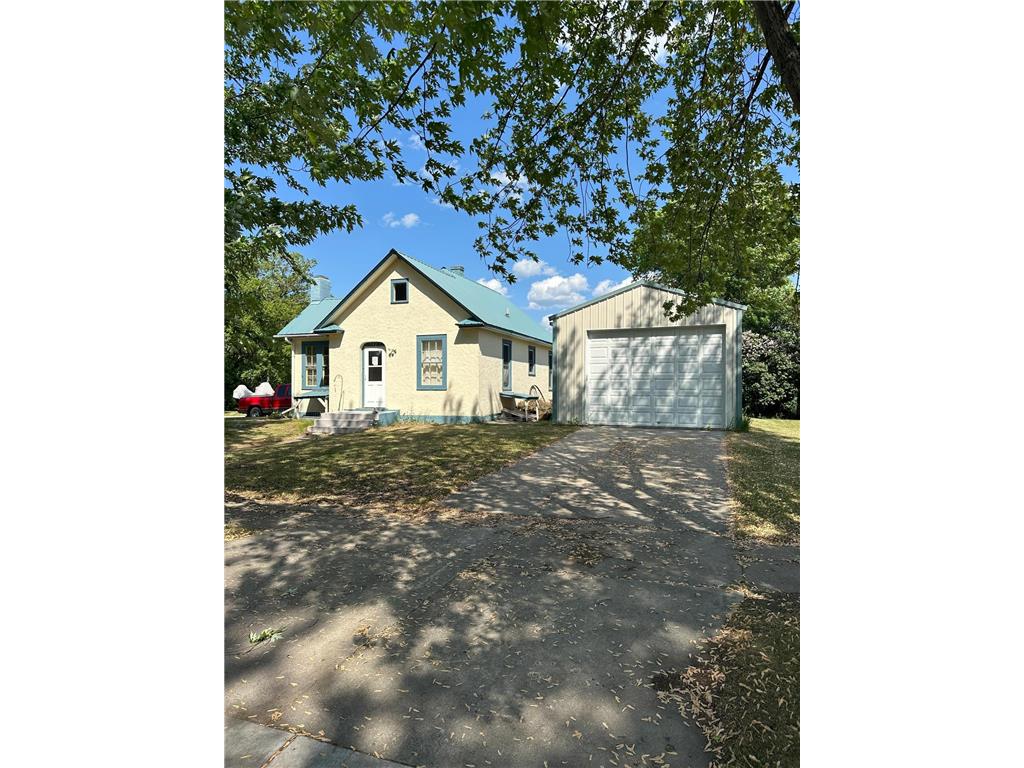 502 1st Avenue SE Baudette MN 56623 - Baudette River 6728742 image1