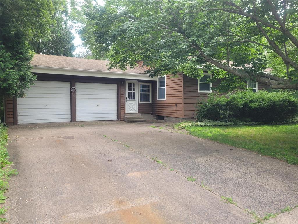 502 3rd Avenue E Osceola WI 54020 6573606 image1