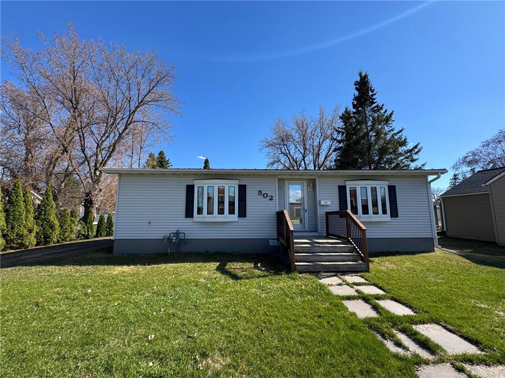 502 3rd Street NE Roseau MN 56751 7065286 image1