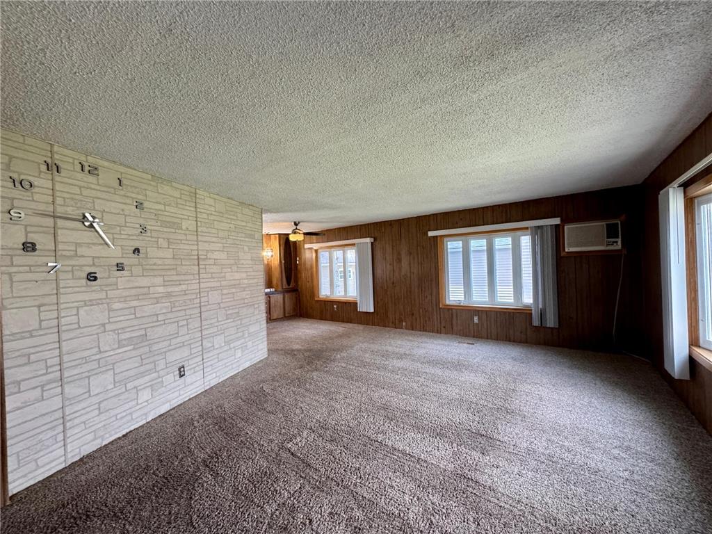 502 3rd Street NE Roseau MN 56751 7065286 image4