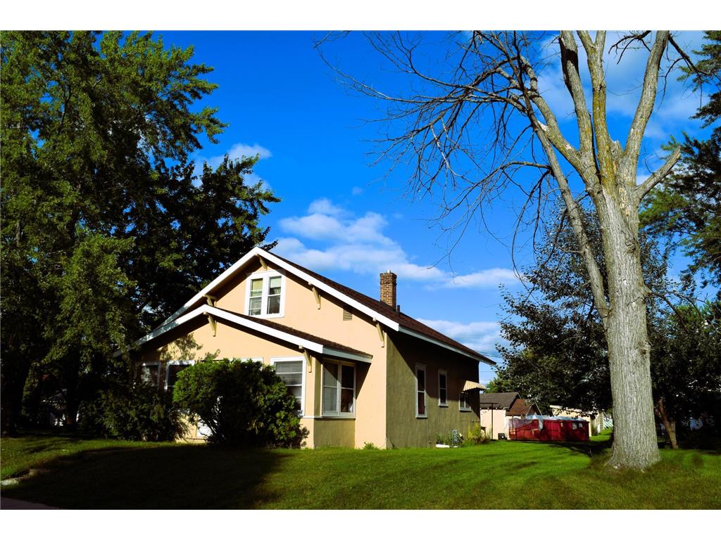 502 5th Street SE Staples MN 56479 6593500 image1