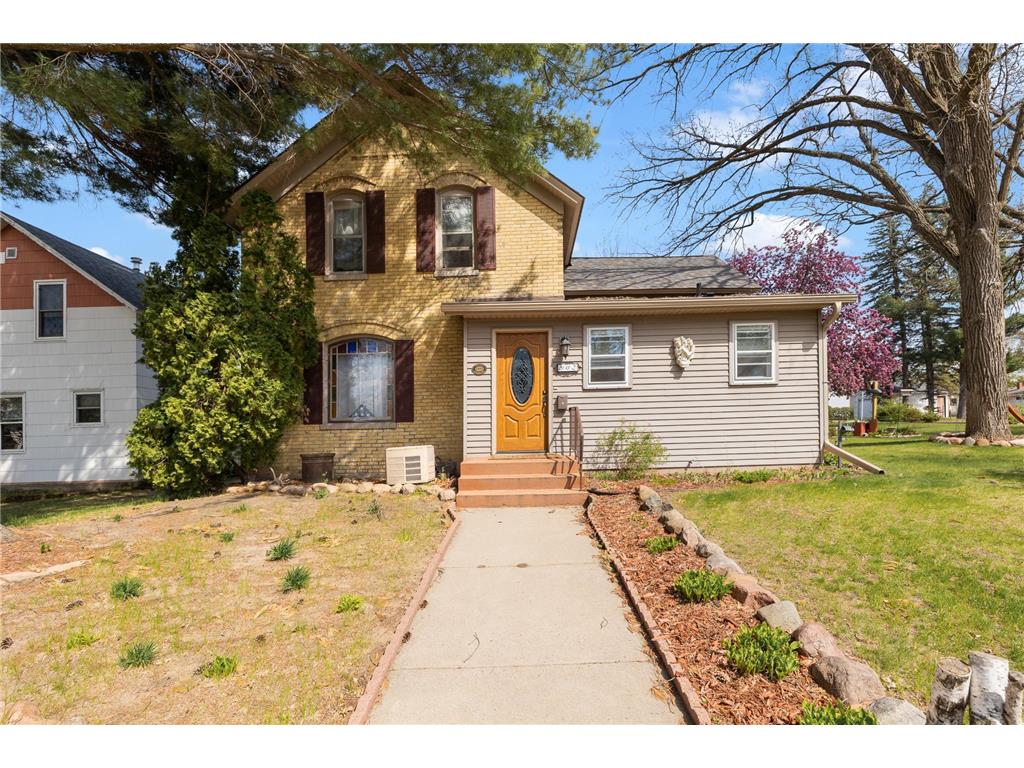 502 7th Street NE Little Falls MN 56345 7076121 image1