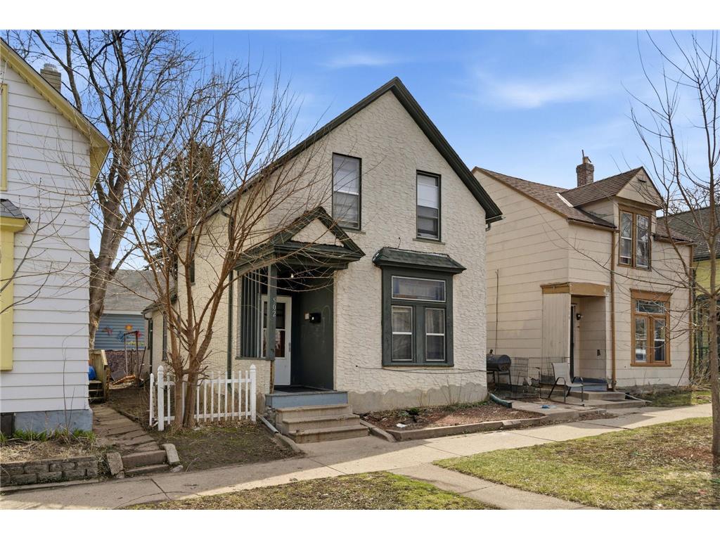 502 Bellows Street Saint Paul MN 55107 7073772 image1