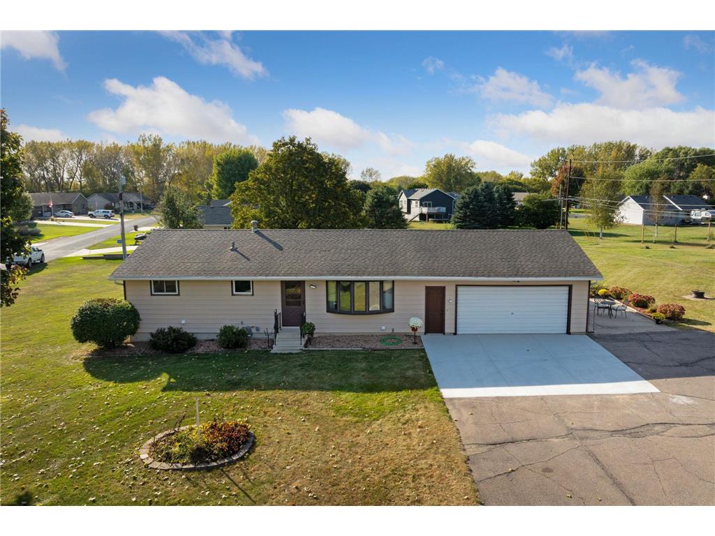 502 Central Avenue S Geneva MN 56035 6612879 image1