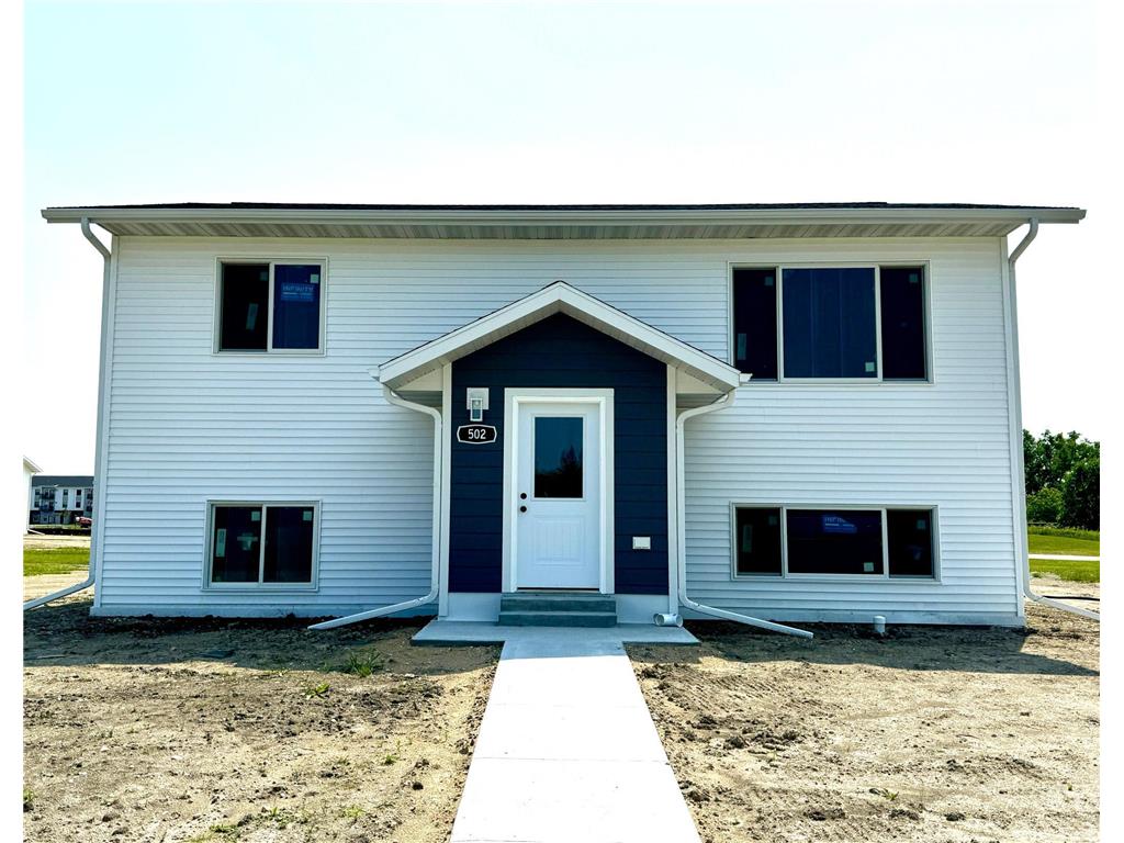 502 Garfield Street SE Warroad MN 56763 6575722 image1