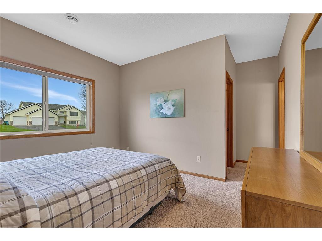 502 Graceview Loop Saint Joseph MN 56374 7068620 image12