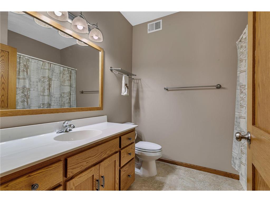 502 Graceview Loop Saint Joseph MN 56374 7068620 image17