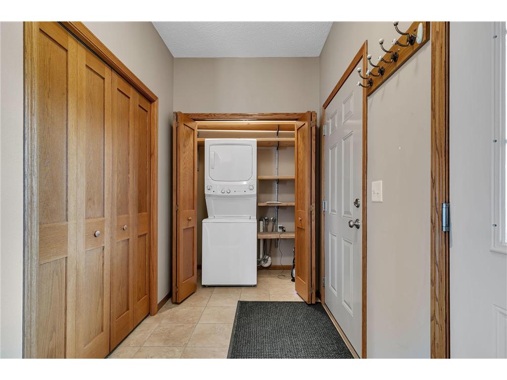 502 Graceview Loop Saint Joseph MN 56374 7068620 image21