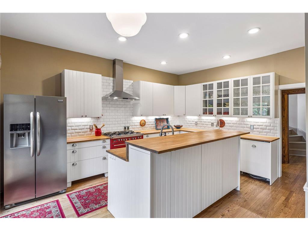 502 Grand Hill Saint Paul MN 55102 7059943 image28