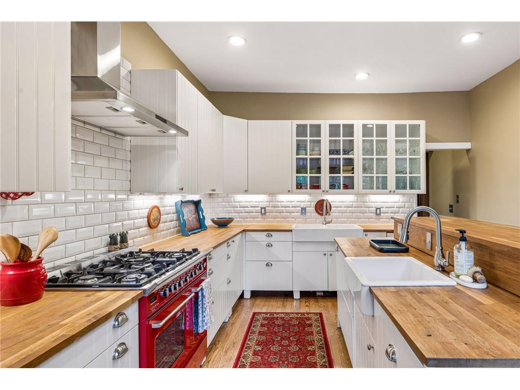502 Grand Hill Saint Paul MN 55102 7059943 image29