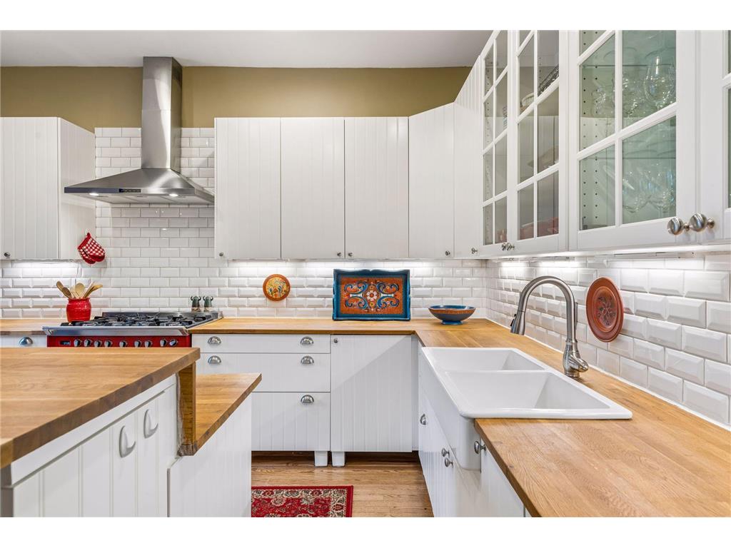 502 Grand Hill Saint Paul MN 55102 7059943 image31