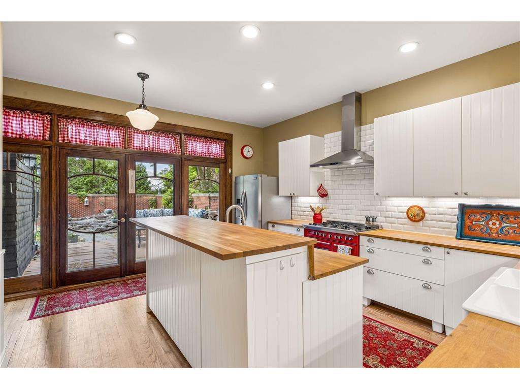 502 Grand Hill Saint Paul MN 55102 7059943 image32