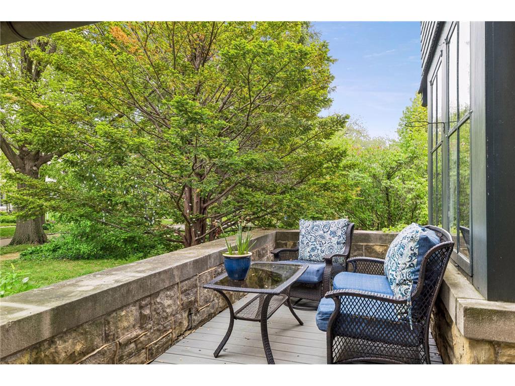 502 Grand Hill Saint Paul MN 55102 7059943 image4