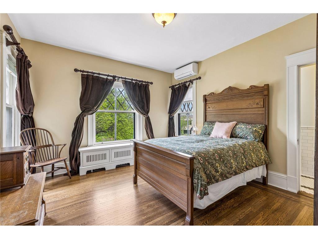 502 Grand Hill Saint Paul MN 55102 7059943 image41