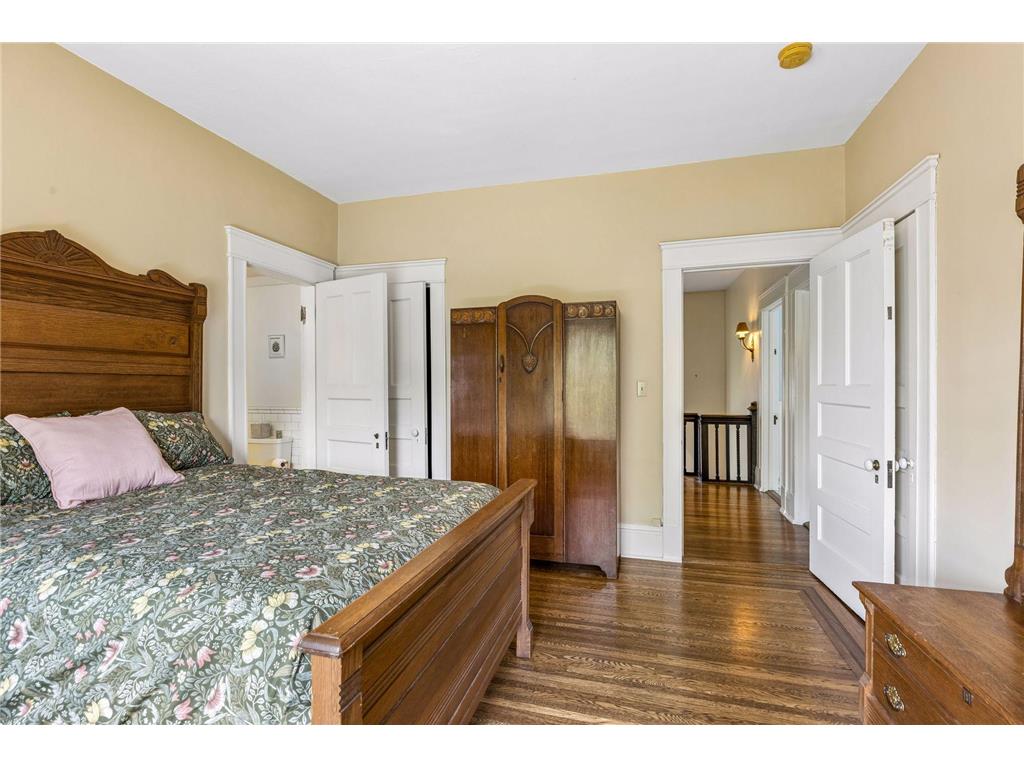 502 Grand Hill Saint Paul MN 55102 7059943 image42