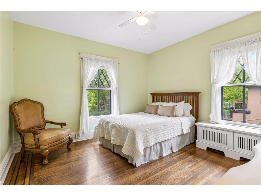 502 Grand Hill Saint Paul MN 55102 7059943 image44