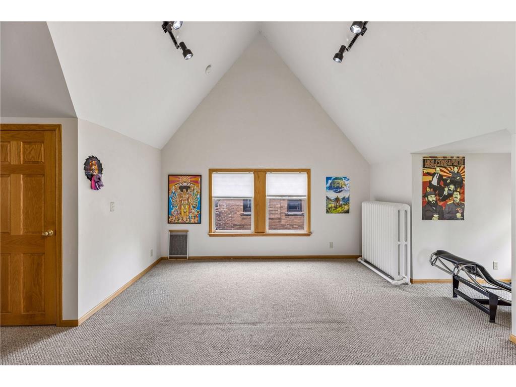 502 Grand Hill Saint Paul MN 55102 7059943 image59