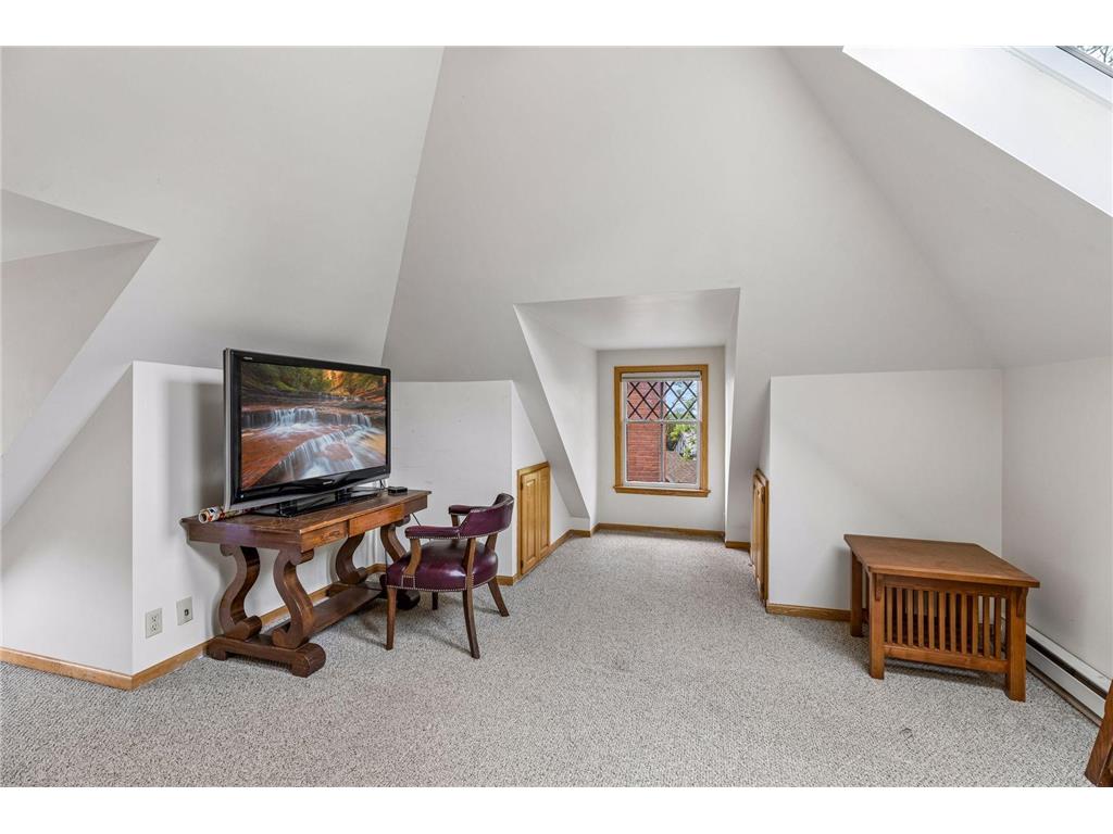 502 Grand Hill Saint Paul MN 55102 7059943 image61