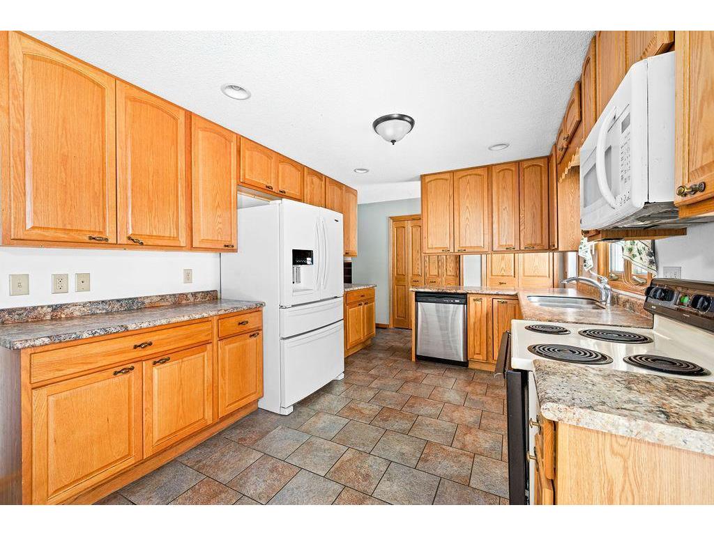 502 Kay Avenue SE Bemidji MN 56601 6349923 image1