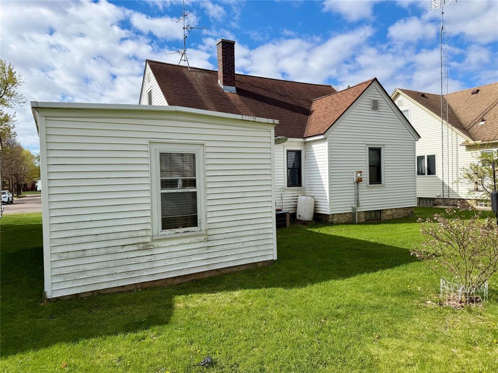 502 Mansfield Street Chippewa Falls WI 54729 7070840 image41