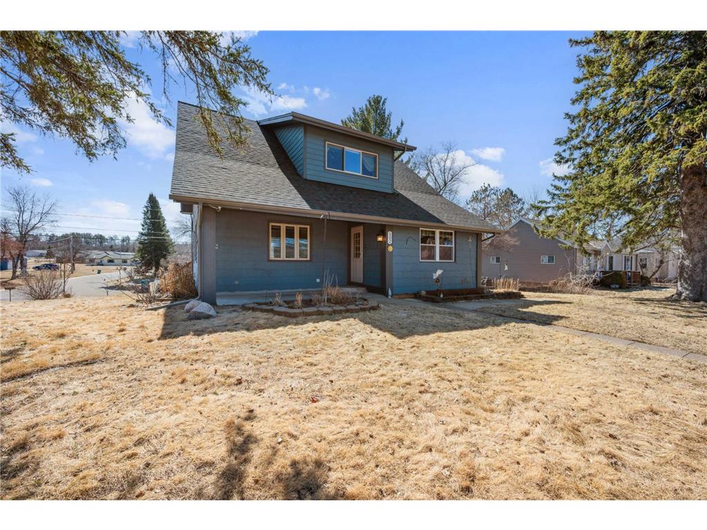 502 Mitchell Street Coleraine MN 55722 6695982 image1