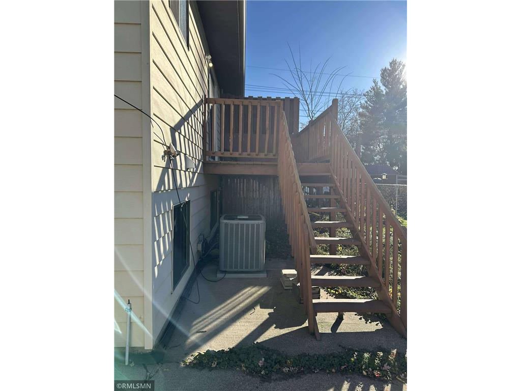 502 River Street Hastings MN 55033 6820548 image3