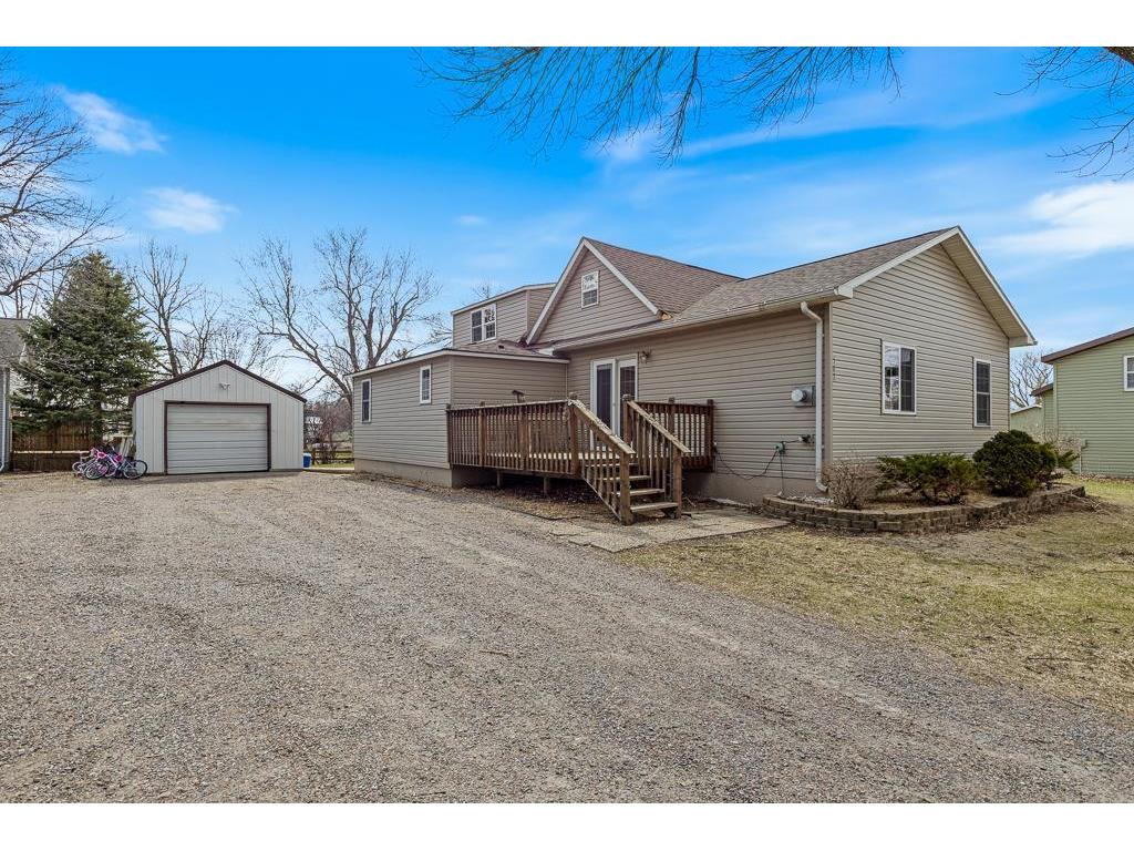 502 Superior Street Milroy MN 56263 6701959 image1