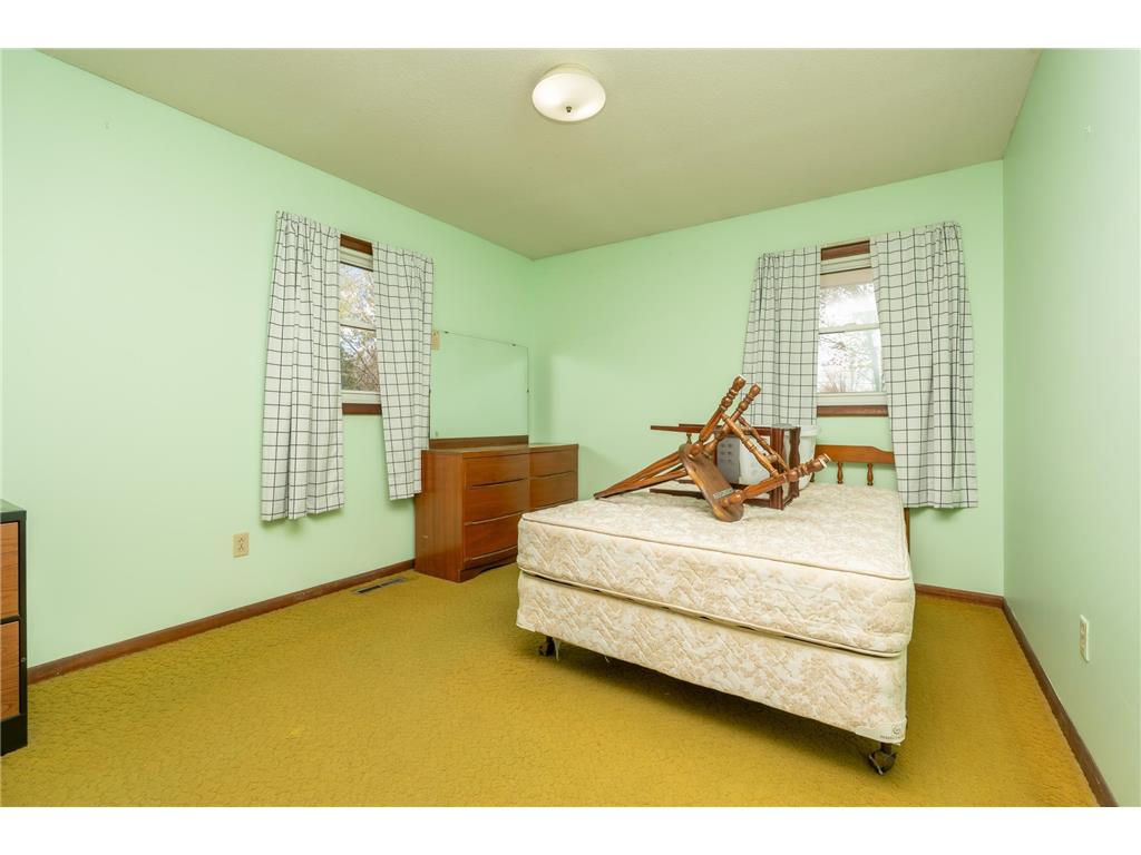 502 Vine Avenue W Montgomery MN 56069 7065815 image11